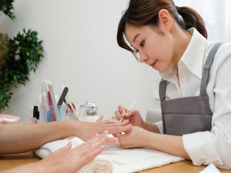 5 lý do tại sao bạn chọn làm nail tại nhà