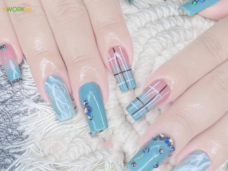Mẫu móng tay đẹp màu xanh ngọc