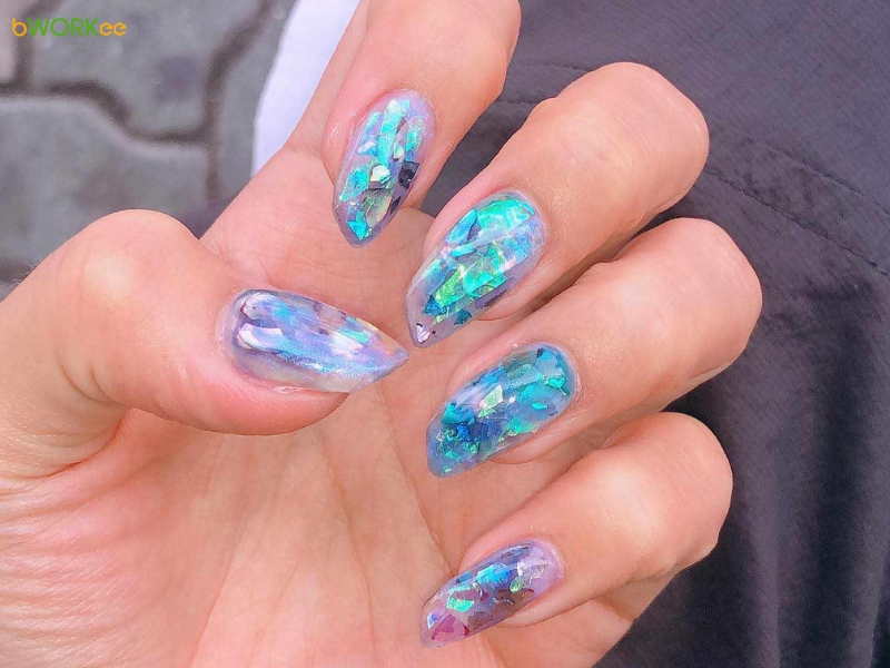 Móng Tay Kết Hợp Kính Vỡ (Broken Glass)