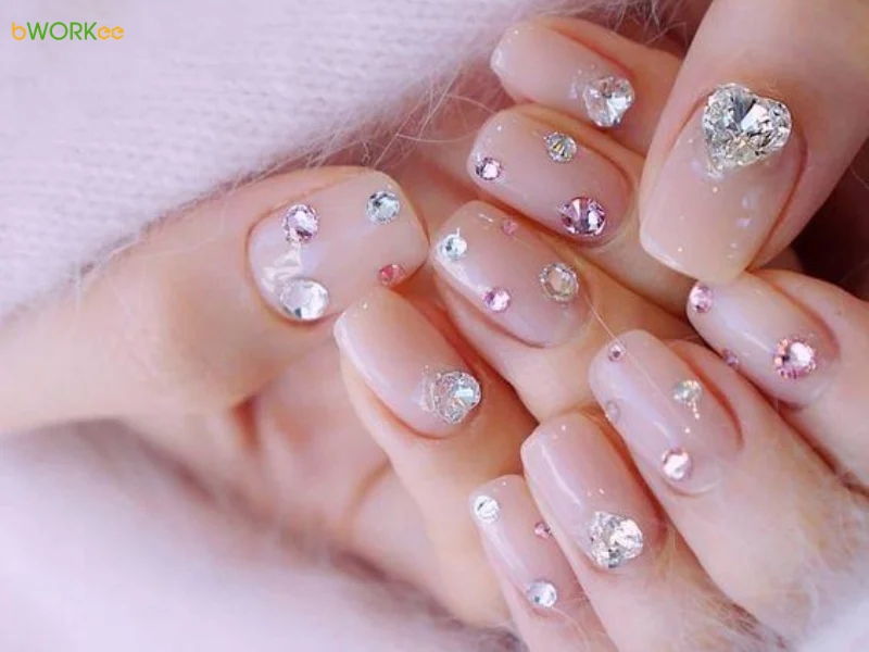 Nail Đính Đá