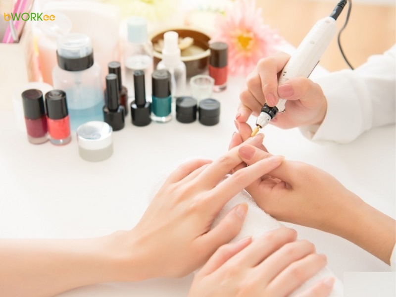 Ưu nhược điểm của dịch vụ làm nail tại nhà