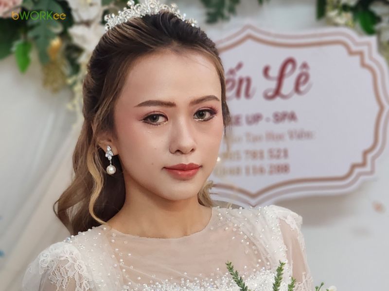 Makeup Yến Lê