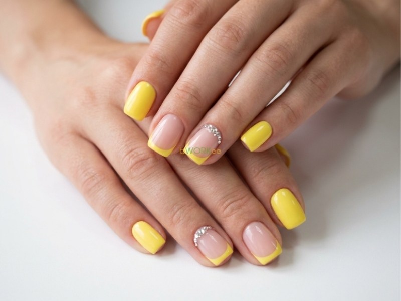Hướng dẫn đặt lịch l&agrave;m nail tại gia phường Di&ecirc;n Hồng nhanh ch&oacute;ng