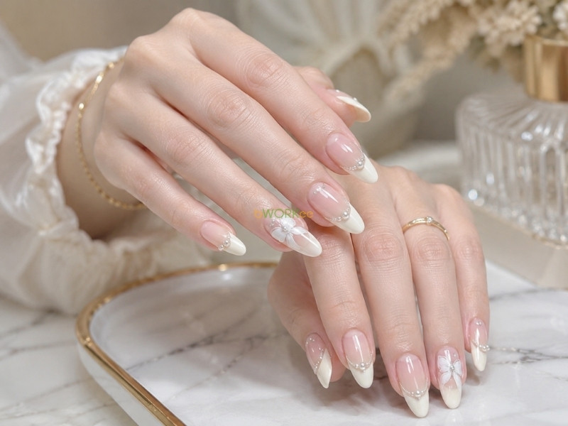 MỊ TH&Iacute;CH NAIL