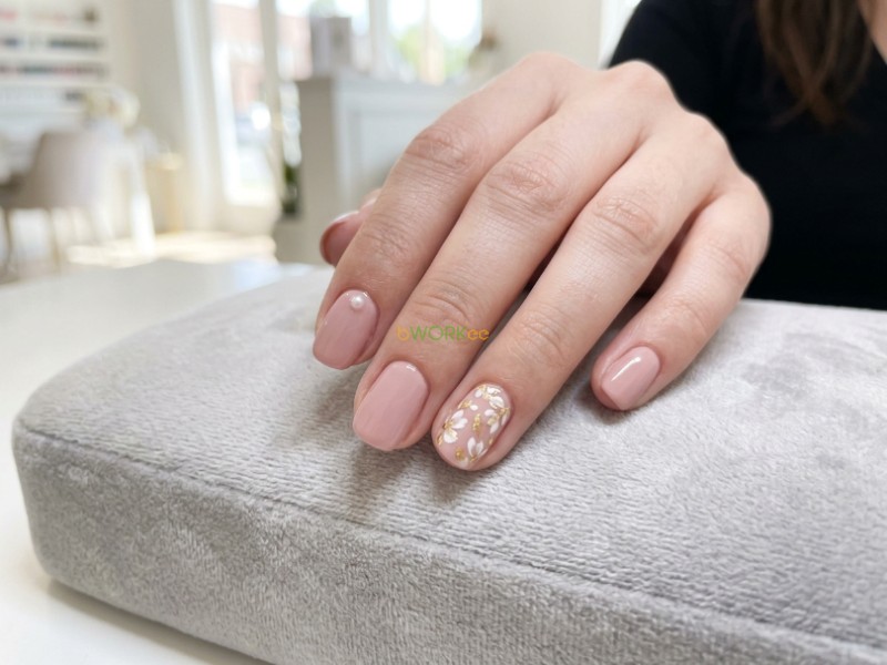 Cham Nail