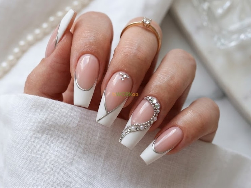 Hướng dẫn đặt lịch l&agrave;m nail tại gia nhanh ch&oacute;ng