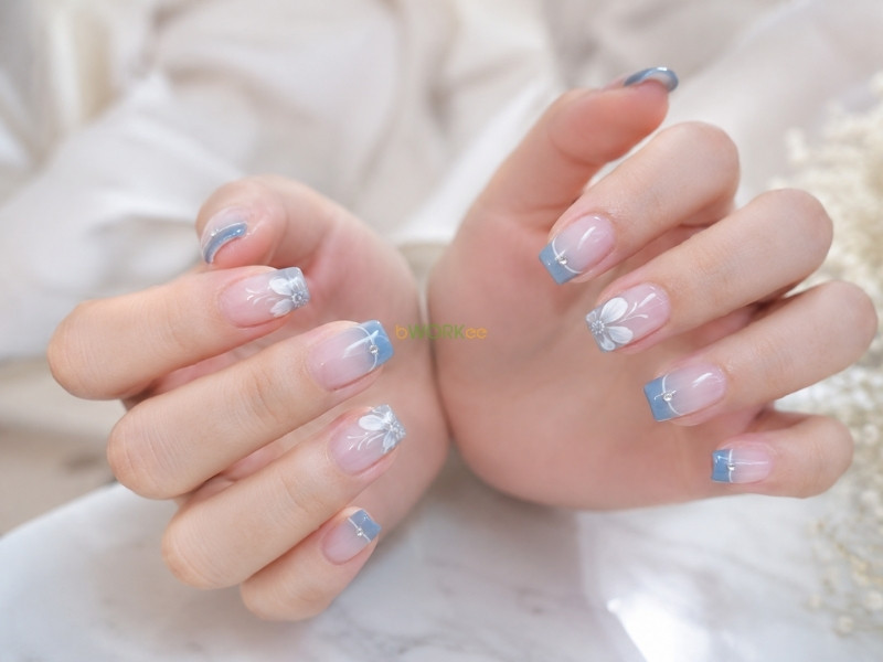 Nail nh&agrave; Innie