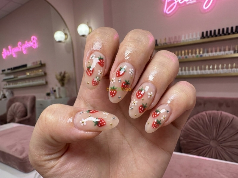 Smee Nail Bar Studio
