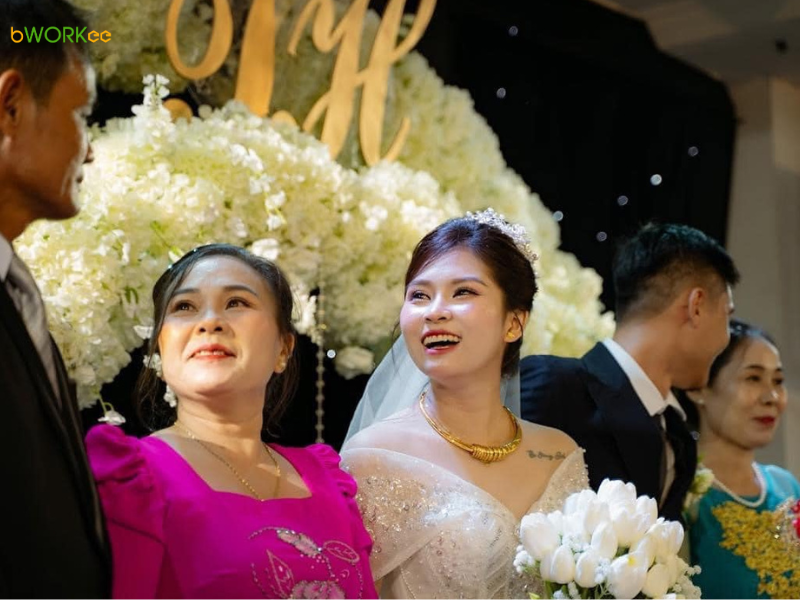 Đánh Giá của khách hàng về Makeup Nối Mi Hạnh Lee