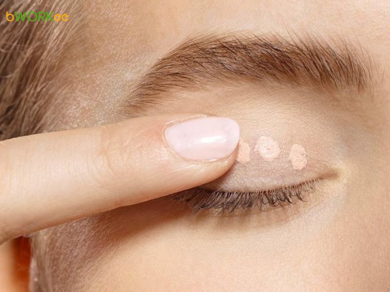Tạo lớp lót cho mắt