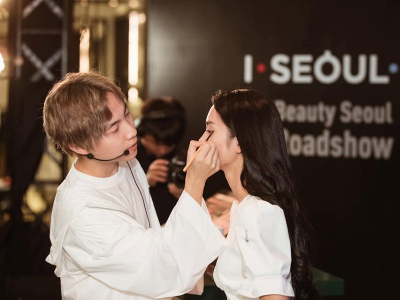 Hiwon Makeup & Academy