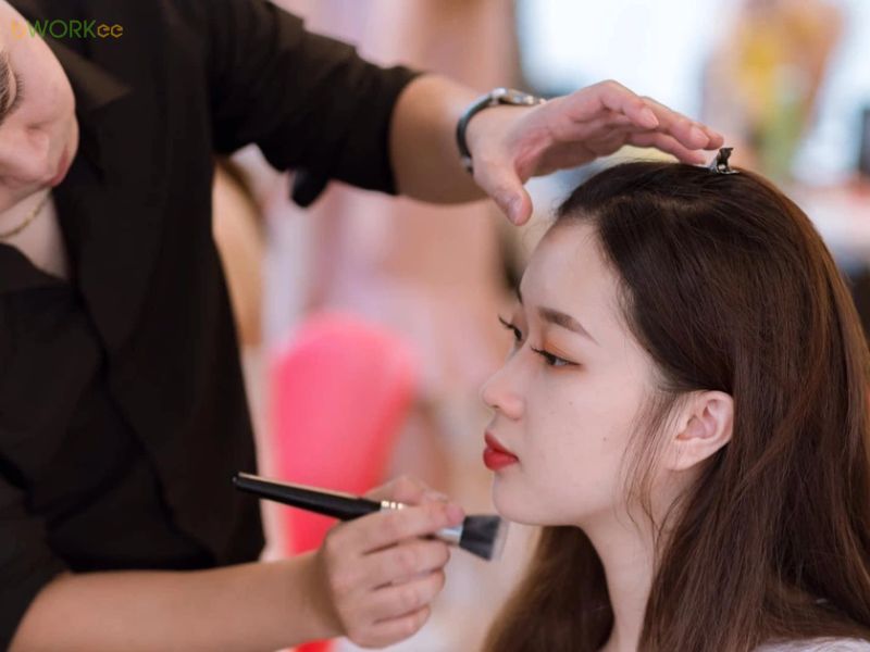 Đôi nét về dịch vụ trang điểm tại nhà Quận 5 chất lượng tại TP.HCM