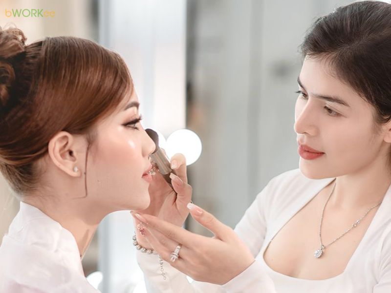 Bworkee - Đơn vị trang điểm tại nhà Quận 5 uy tín