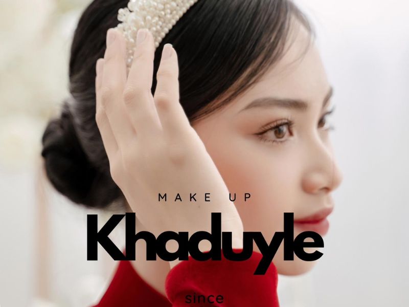Kha Duy Le Make Up