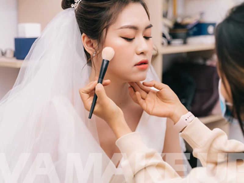 Diva Make Up