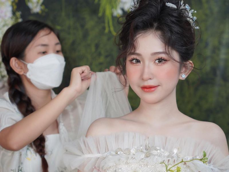 Makeup Nhàng Nguyễn