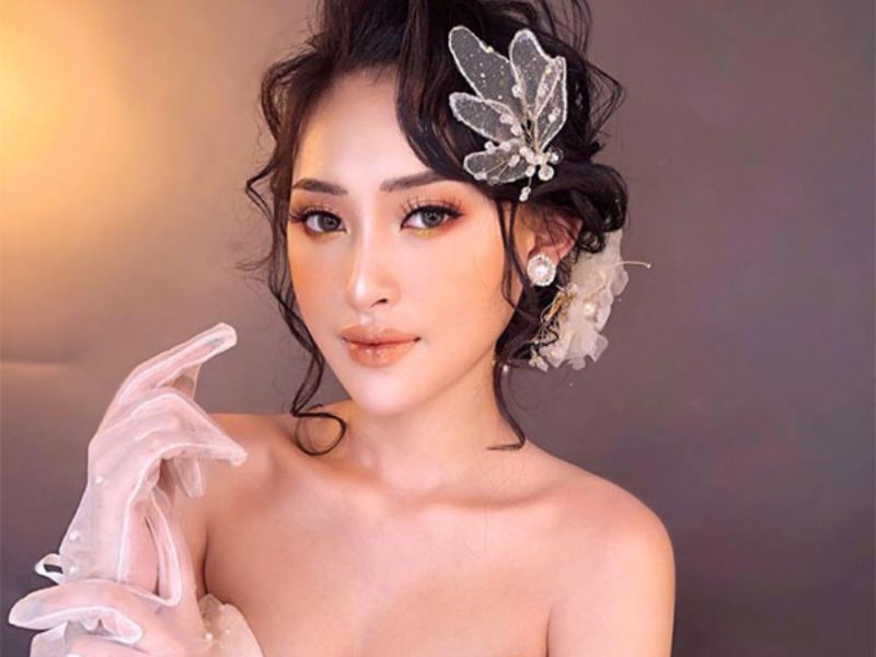 Hoa Hồng Makeup