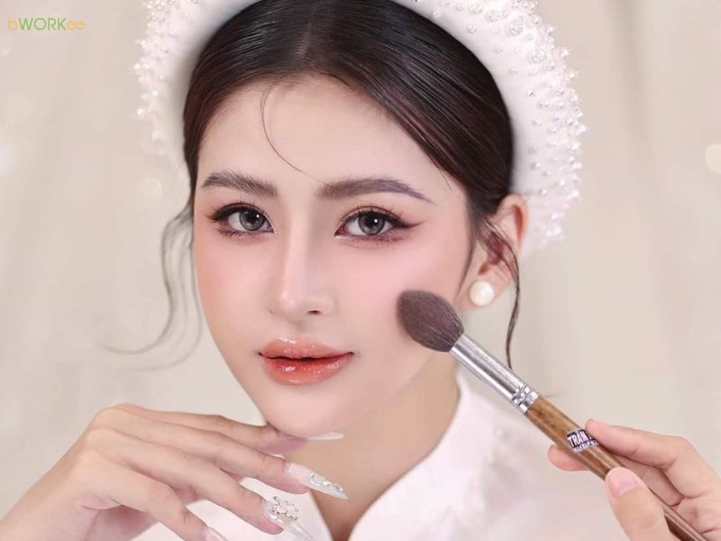 Nền tảng dịch vụ trang điểm tại nhà đẹp phường Cầu Ông Lãnh