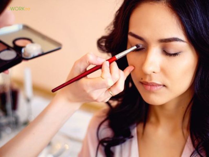 Review về Make up Nguyễn Oanh