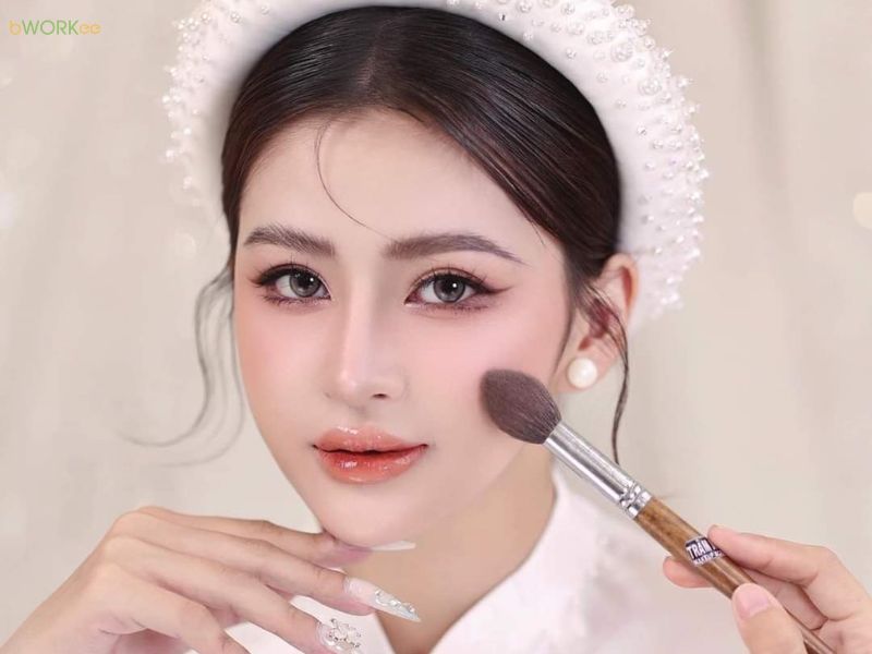 Lý do nên sử dụng dịch vụ makeup tại nhà phường Thới An