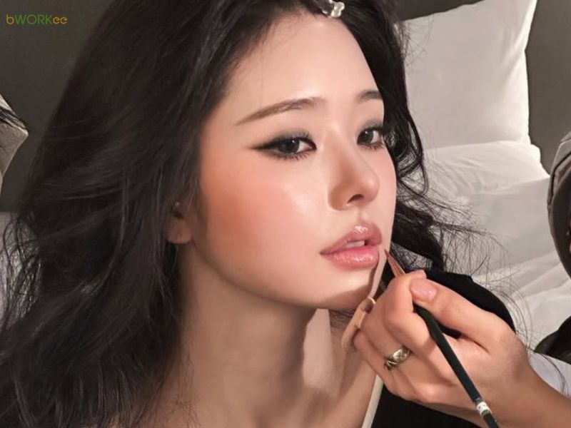 Tại sao nên chọn dịch vụ trang điểm tại nhà phường Bảy Hiền?