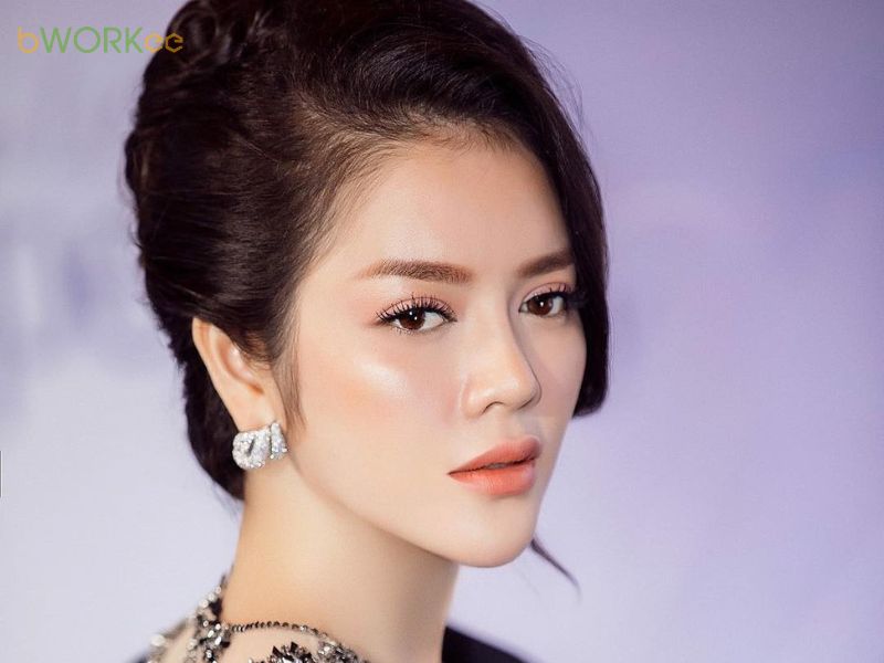 Giới thiệu tổng quan về L.O.C Hair & Makeup