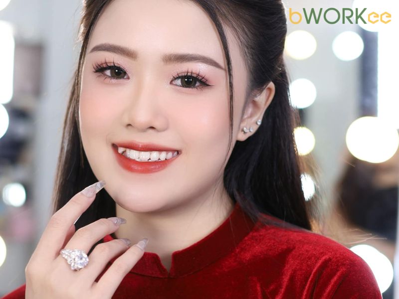 Dịch vụ trang điểm chuyên nghiệp