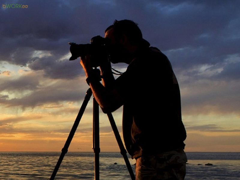 V&igrave; sao bạn n&ecirc;n chọn dịch vụ chụp ảnh theo y&ecirc;u cầu qua Bworkee.com?