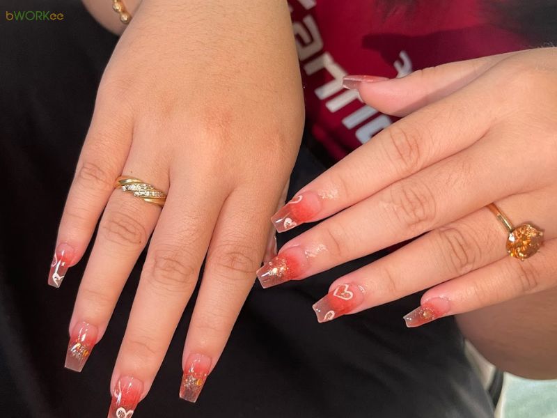 Tiệm Nail Của Hân