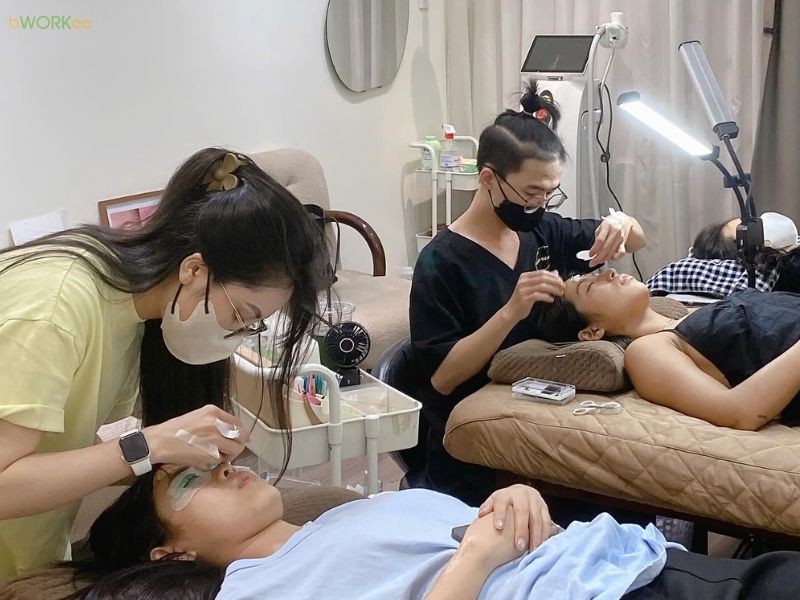 Little Beauty Võ Văn Tần