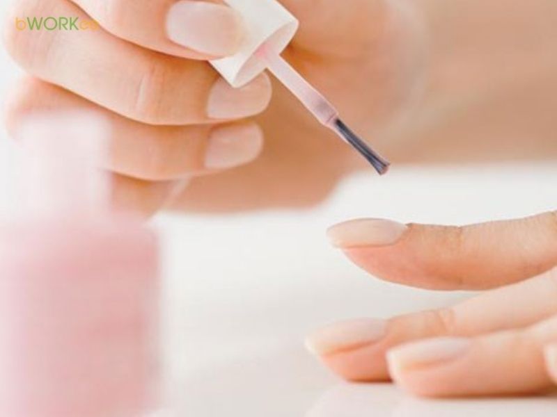 Sơn móng tay – tạo màu và độ bóng cho bộ nail box