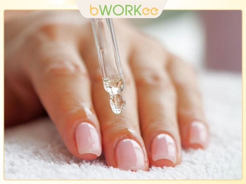 V&igrave; sao bạn n&ecirc;n dưỡng m&oacute;ng tay thường xuy&ecirc;n ?