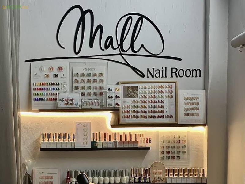 Mall Nail Room