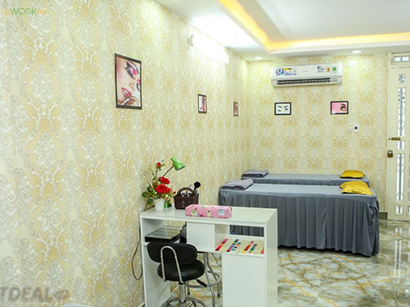 Tiệm nail Crown Nail & Eyelash